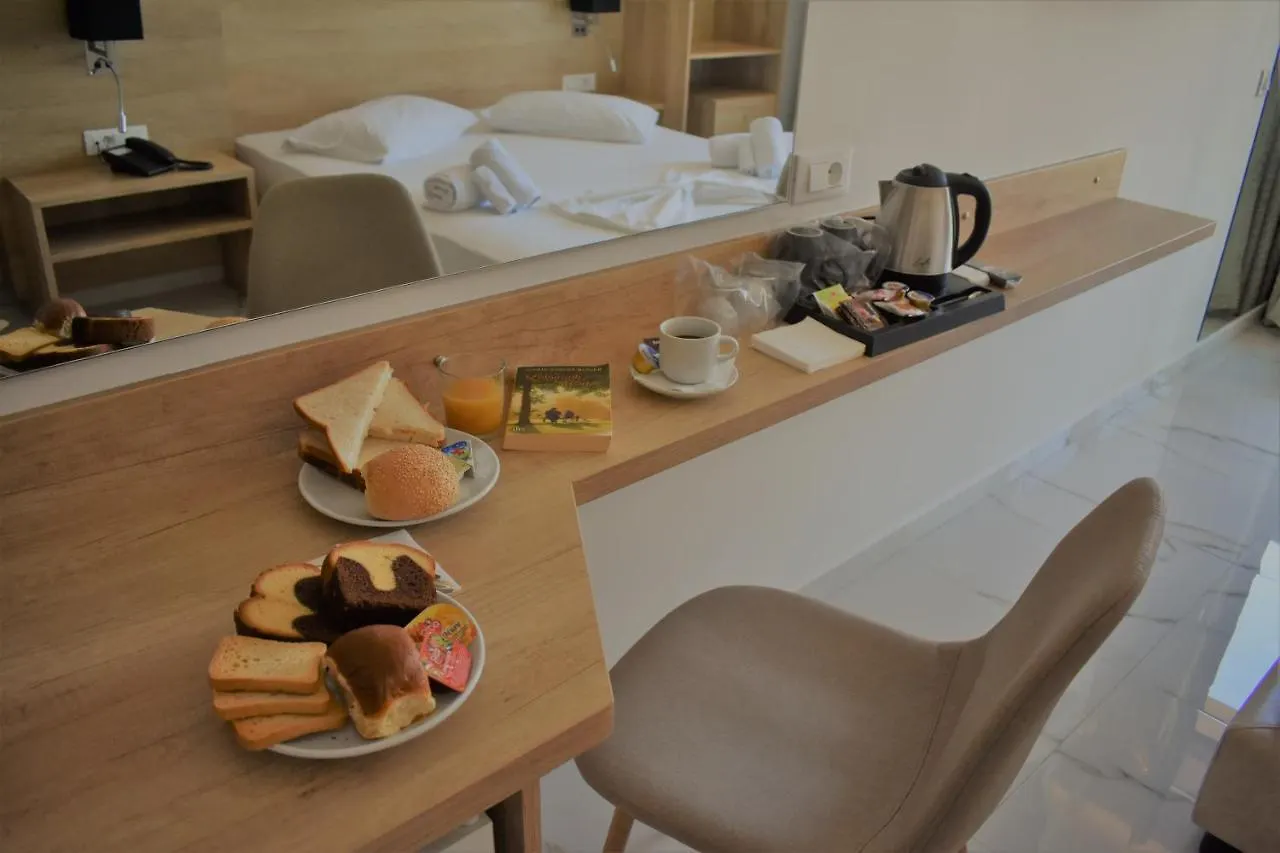 Marvel Deluxe Rooms Heraklion  3*, Heraklion (Crete) Greece